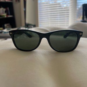 Authentic Black Ray-ban Wayfarer Sunglasses